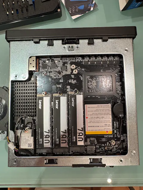 Minisforum MS-01 with three SSD HDs installed